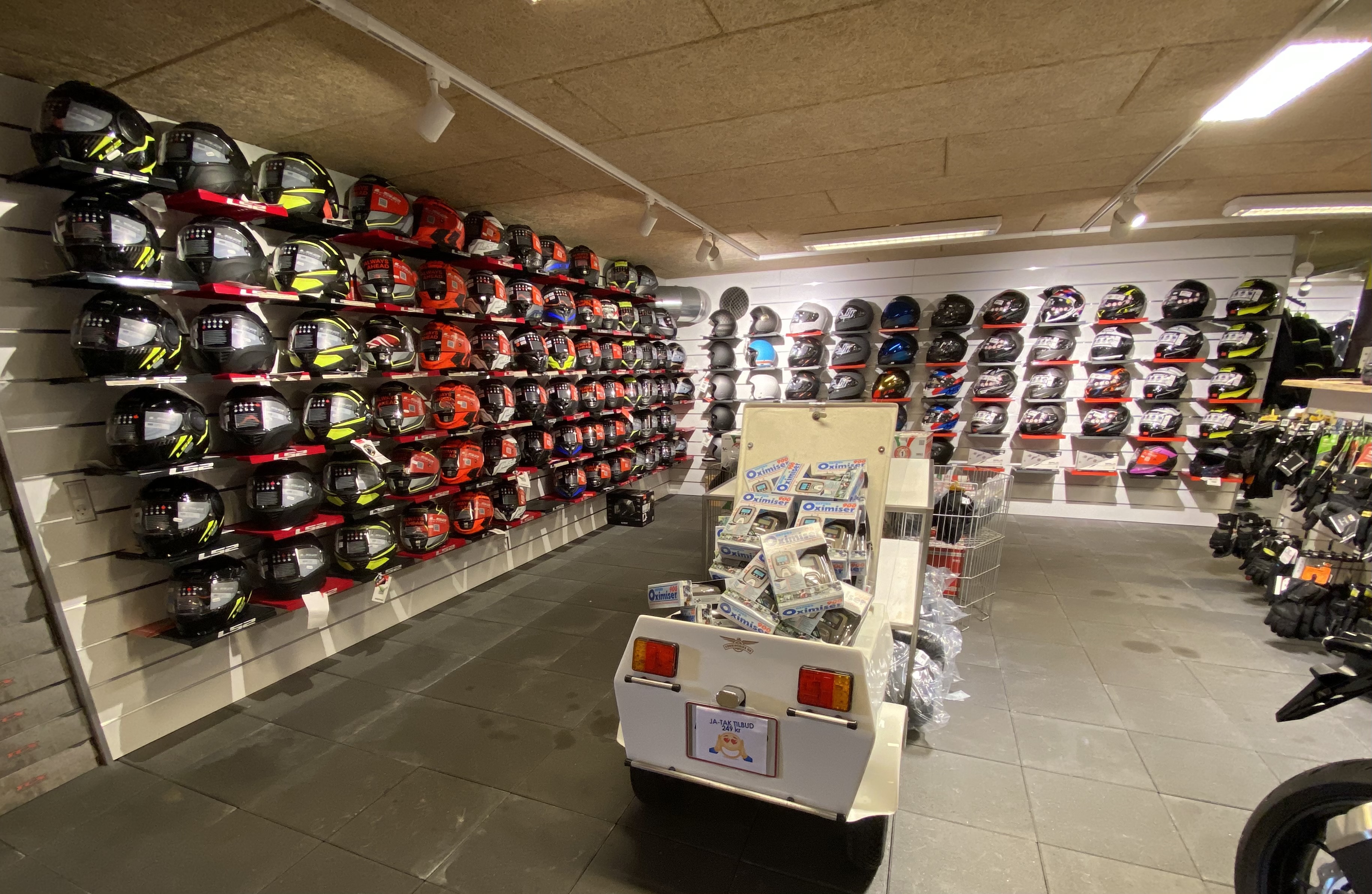 Kæmpe udvalg i Shoei, Nolan, HJC og LS2
